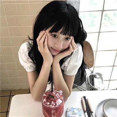所以......和黑粉结婚了